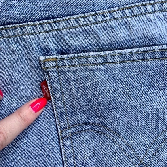 Levi’s 569 Loose Straight Cut Off Jean Shorts 30 - Picture 10 of 10